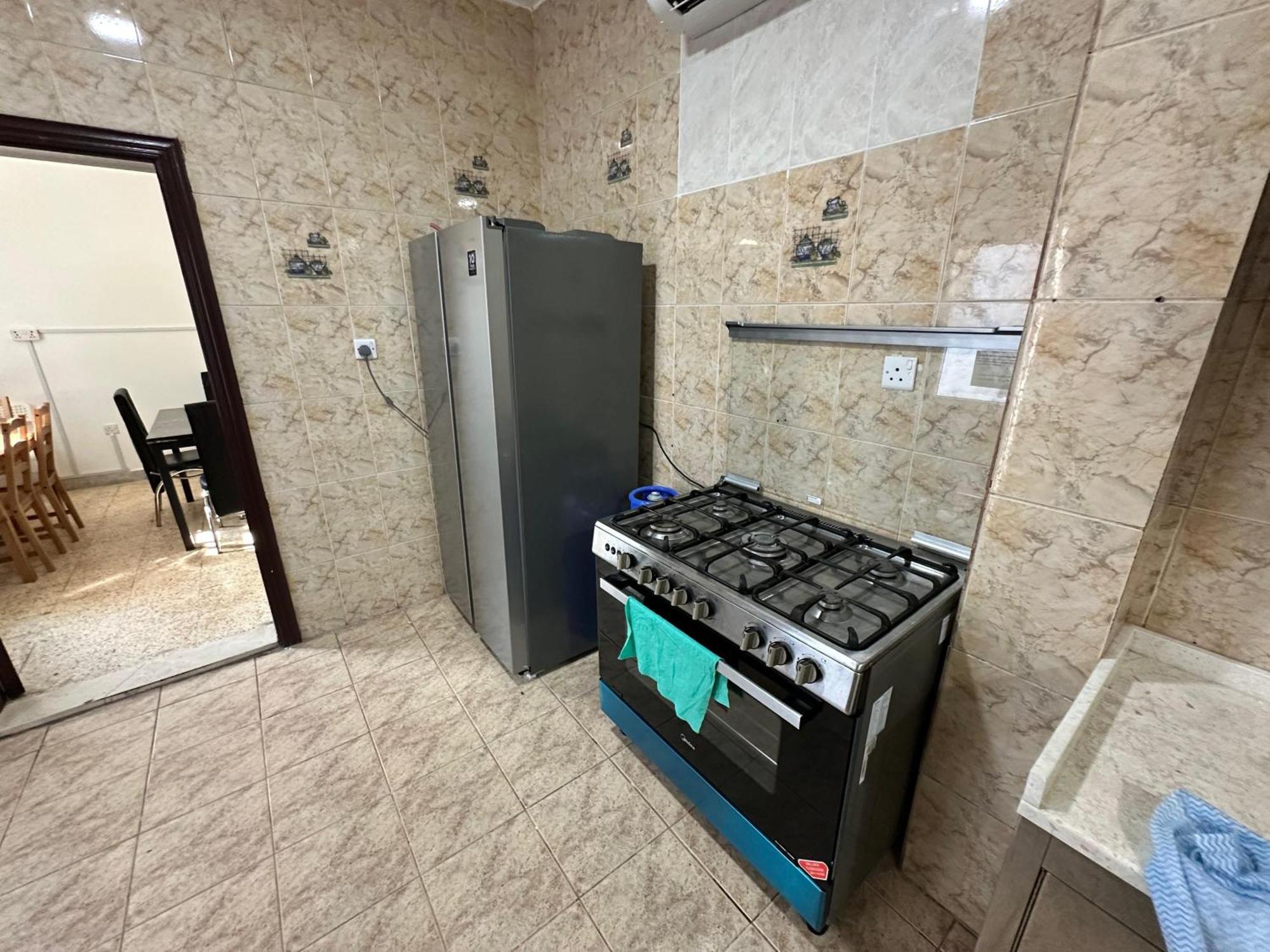 International Abu-Dhabi Hostel Villa Abu Dabi Dış mekan fotoğraf