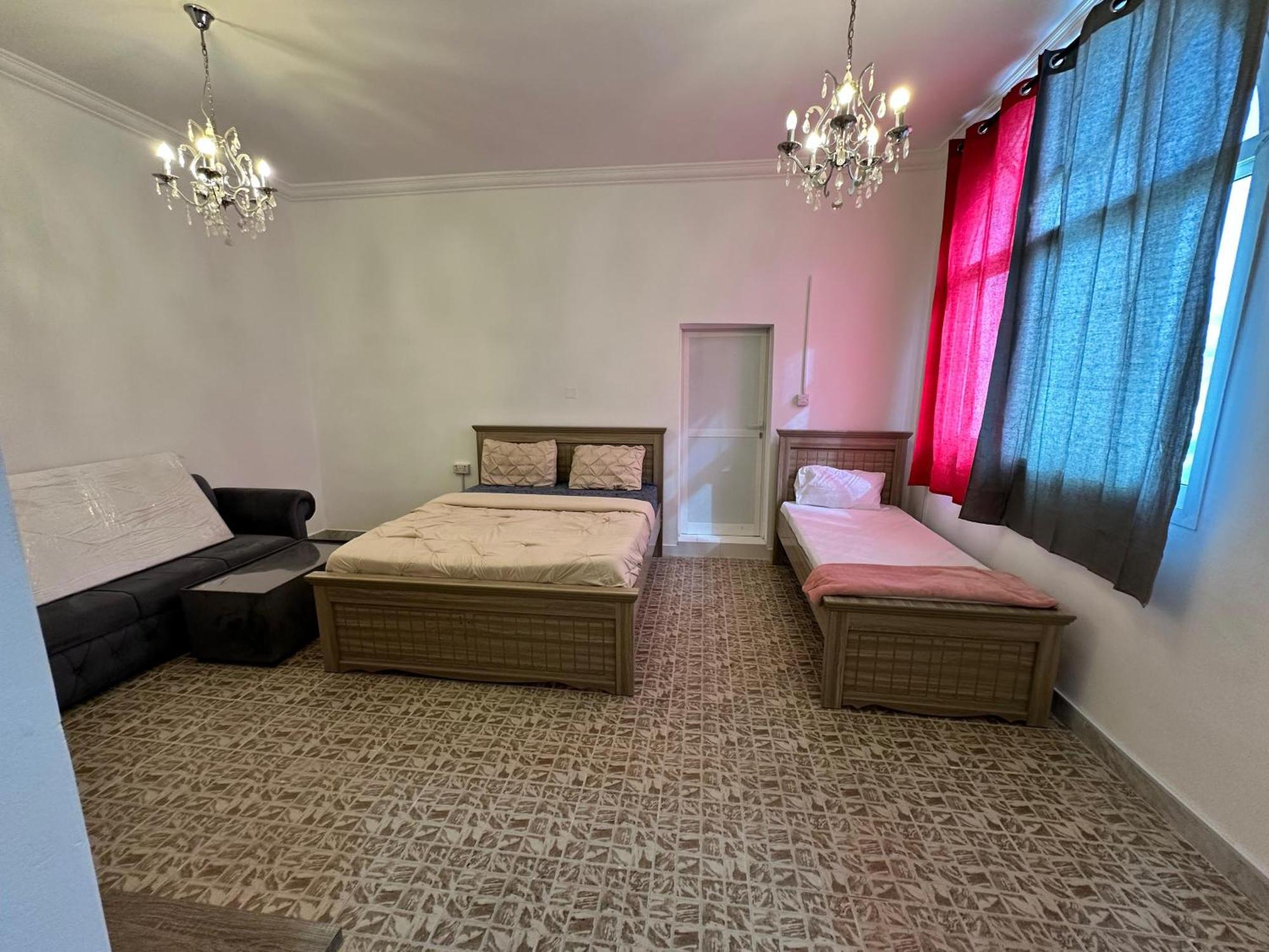 International Abu-Dhabi Hostel Villa Abu Dabi Dış mekan fotoğraf