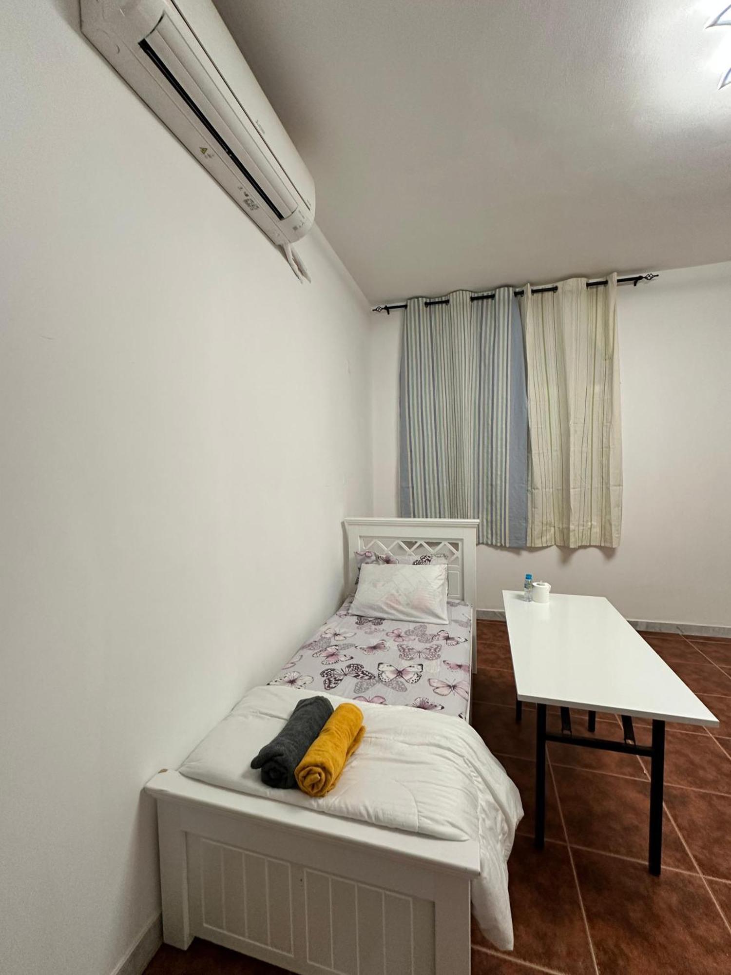 International Abu-Dhabi Hostel Villa Abu Dabi Dış mekan fotoğraf