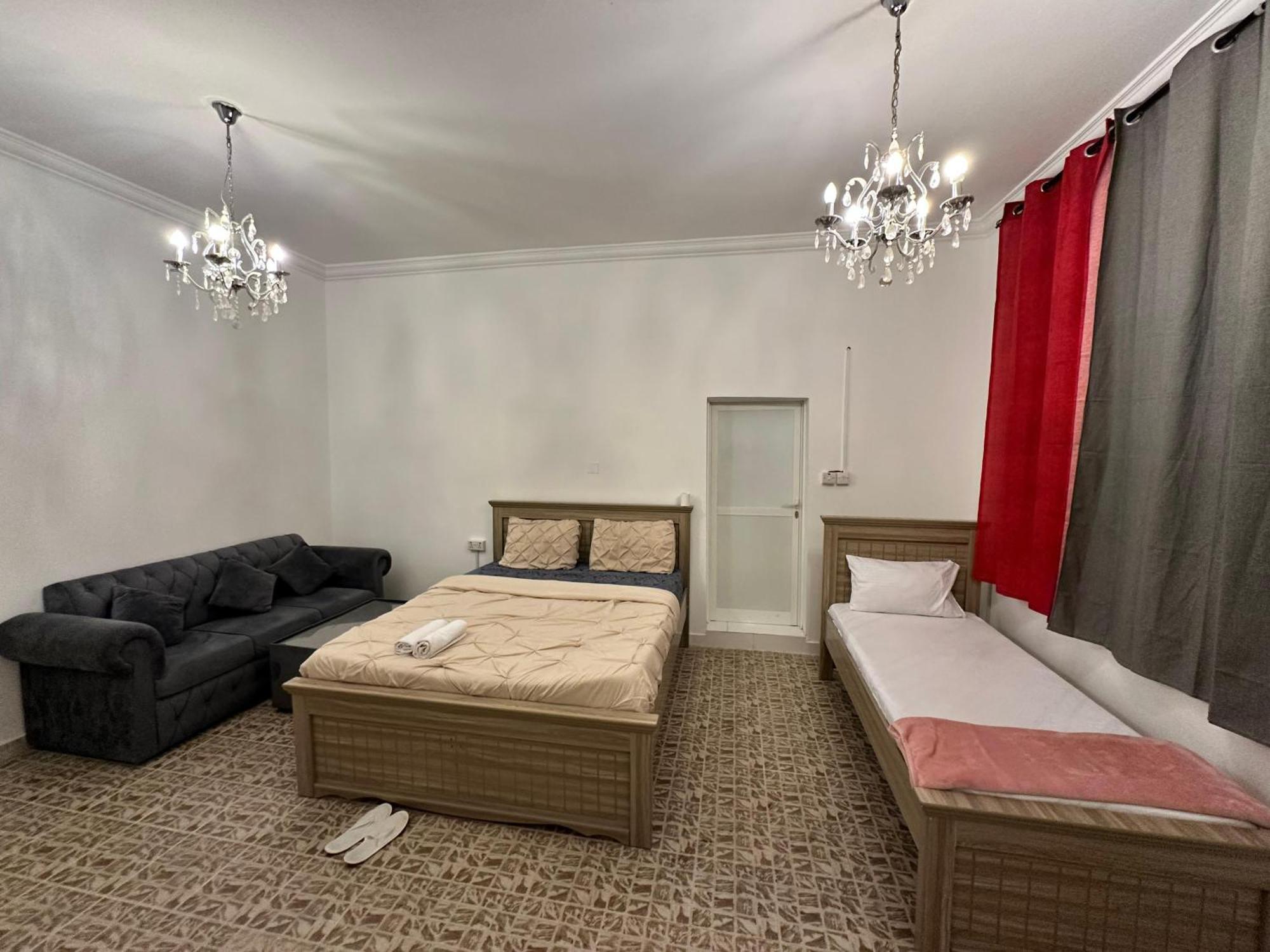 International Abu-Dhabi Hostel Villa Abu Dabi Dış mekan fotoğraf