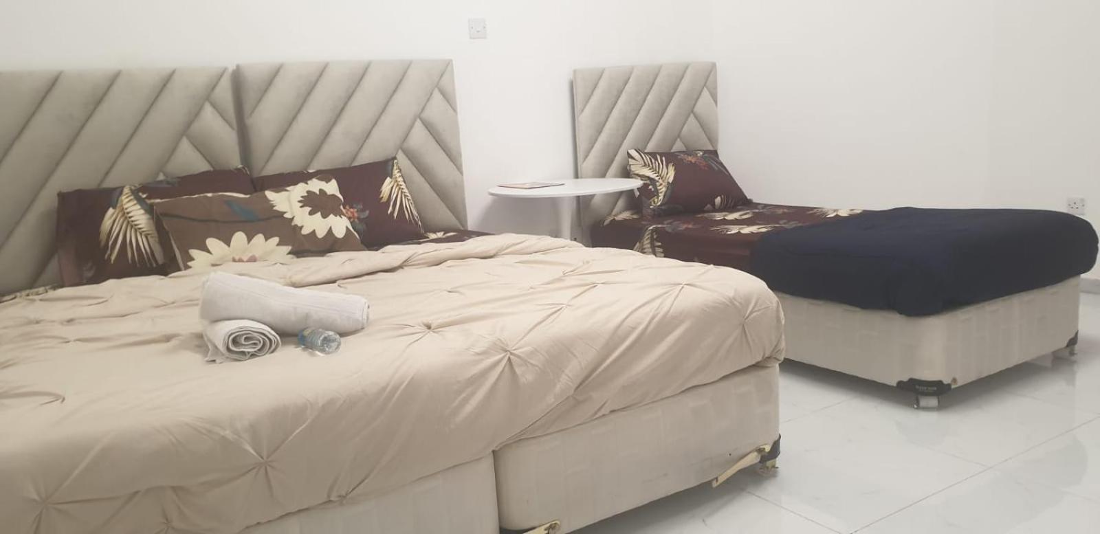 International Abu-Dhabi Hostel Villa Abu Dabi Dış mekan fotoğraf